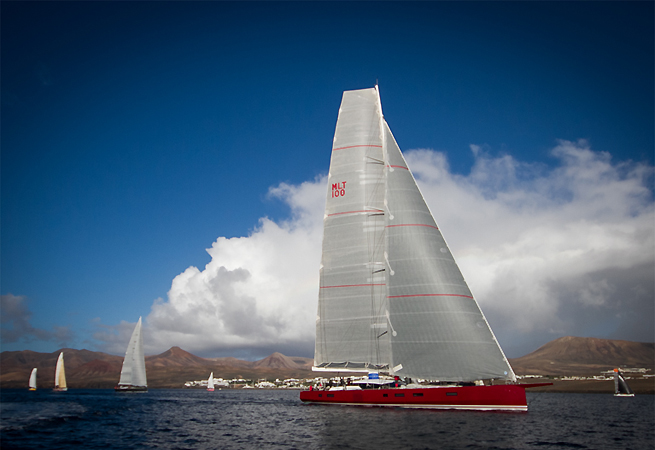 Nomad IV au départ Transatlantic Race Nomad IV au départ Transatlantic Race
