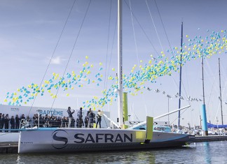 Le nouveau Safran baptisé à Lorient Baptême Safran