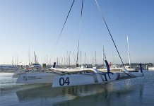 Edmond de Rothschild remis à l´eau à Lorient Mise à l`eau d`Edmond de Rothschild
