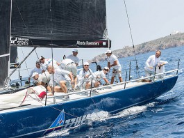 Azzurra sacré vainqueur de l´étape sarde Azzurra à Porto Cervo