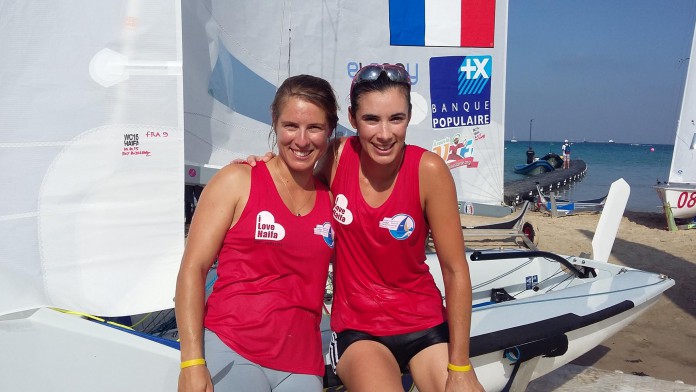 Voile olympique - Medaille de bronze pour Camille Lecointre et Helene Defrance Voile olympique - Medaille de bronze pour Camille Lecointre et Helene Defrance