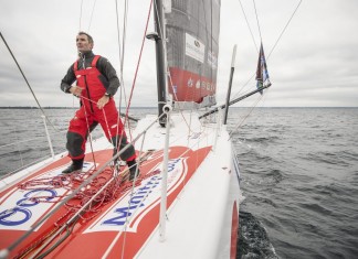 Jérémie Beyou derniers milles en tête