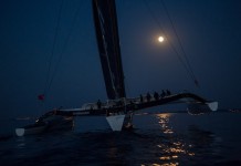 Spindrift 2 bat le record de Loïck Peyron