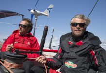 Drisse de grand-voile cassée à bord du Maxi80 Prince de Bretagne