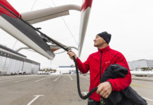 Le maxi-trimaran IDEC SPORT rajeuni de Francis Joyon