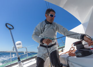 Nicolas Troussel sur le Vendée Globe avec un bateau neuf