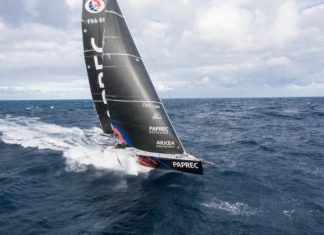 Bermudes 1000 Race. Simon en tête au Fastnet