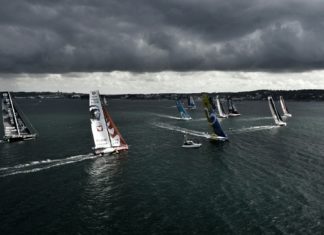 Bermudes 1000 Race. Départ des 17 solitaires