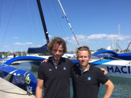 François Gabart avec Gwénolé Gahinet sur la Brest Atlantiques