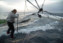 Brest Atlantiques. Sodebo perd une partie de son flotteur arrière tribord Sodebo casse flotteur