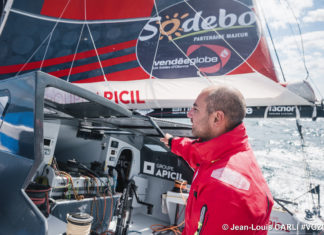Vendée Globe. Damien Séguin s’est blessé au bras