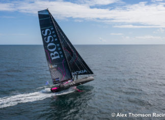 Vendée Globe. Avarie de safran sur Hugo Boss