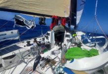 Figaro. 14 duos en tête et  =140 milles en latéral