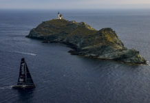 Giraglia. Victoire du Maxi Arca SGR en temps réel