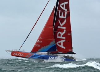 Fastnet. Sébastien Simon et Yann Éliès 4e, confiant dans le potentiel de leur bateau Arkea Paprec
