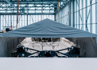 Imoca. Les foils en C d’Hugo Boss sur le bateau de Fabrice Amedeo