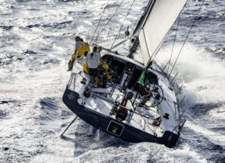 Middle Sea Race. Victoire du bateau français Teasing Machine