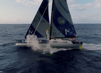Route du Rhum. En IMOCA, Dalin poursuit son cavalier seul
