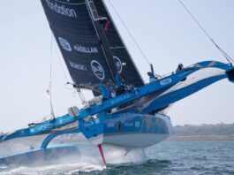 Pro Sailing Tour. Solidaires En Peloton-ARSEP remporte la dernière étape à Brest, Koesio remporte la saison 3