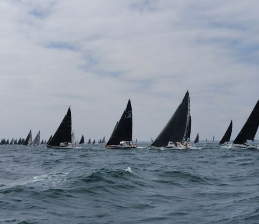 Trinité-Cowes. 89 équipages au départ