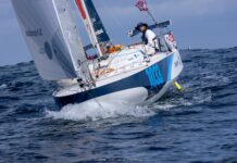 Mini-Transat. Hugues de Prémare établit un nouveau record de distance sur 24 heures en Mini 6.50 en Série et en Proto !