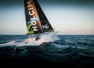 Imoca. Départ en convoyage pour Holcim PRB