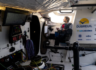 Retour à La Base. Démâtage de l’IMOCA Groupe Dubreuil à 10 milles de l’arrivée