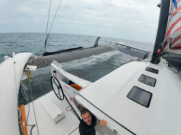 Arkea Ultim challenge. Avarie de safran pour ADAGIO, Eric Péron fait route vers Cape Town