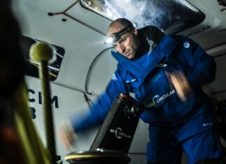 New York Vendée. Avarie de Bout-dehors sur Holcim-PRB