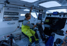 Vendée Globe. Voie d’eau pour Thomas Ruyant, Black-out pour Fabrice Amédeo