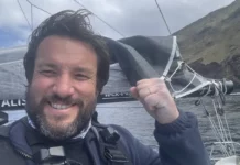 Vendée Globe. Antoine Cornic a repris sa route après 5h de réparation en haut de son mât