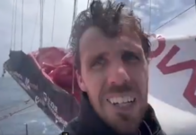 Vendée Globe. Tanguy Le Turquais répare ses lattes de GV