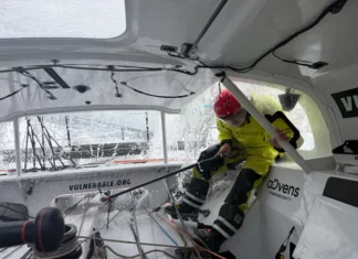 Imoca. Abandon de Thomas Ruyant et Vulnérable sur la Course des Caps