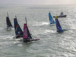 Transat Café l’Or. Bon départ des Ocean Fifty