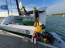 Transat Café l’Or. Escale technique à Lorient pour le Maxi Banque Populaire XI
