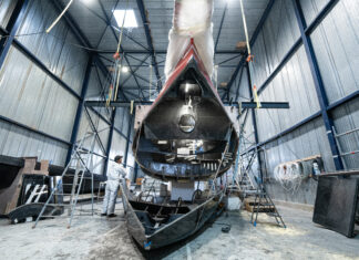 Vendée Globe. L’IMOCA Charal 2 coupé en deux !
