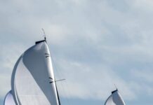 Figaro. Tom Goron signe sa première victoire sur le circuit Figaro