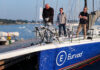 Route du Rhum. Le monocoque Eurvad de Tanguy Caradec baptisé à La Trinité-sur-Mer