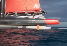 Record. Safran tribord endommagé sur le MACSF de Guirec Soudée