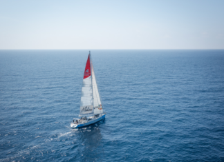 Décès d’un équipier à bord du navire de recherche Malizia Explorer.