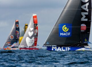 1000 race. 7 IMOCA dans la pétole